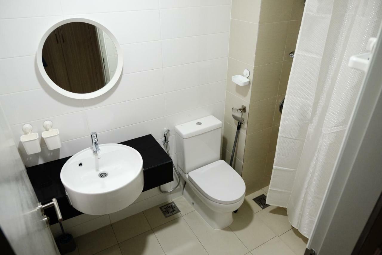 Apartment 1tebrau Residences, N-24-01, Block B, 1 Tebrau