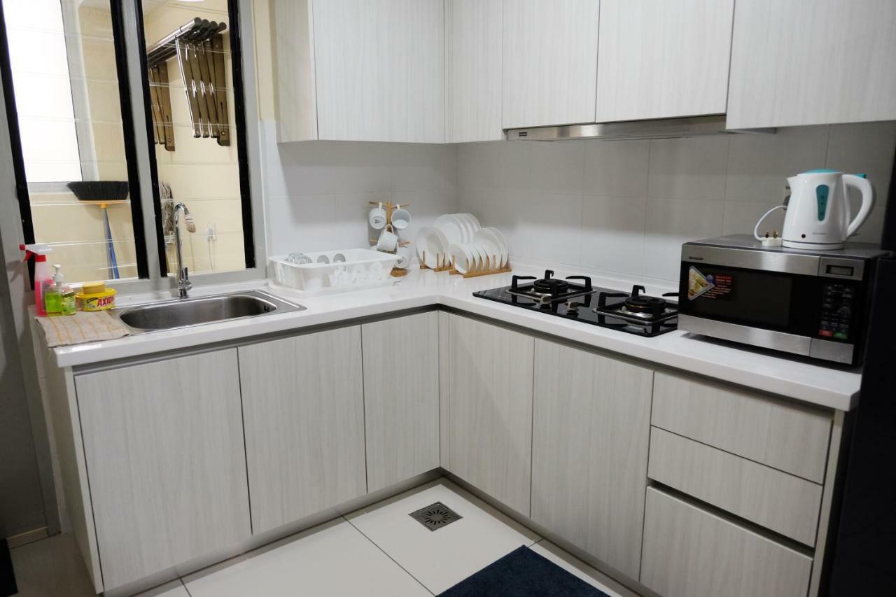 1tebrau Residences, N-24-01, Block B, 1 Tebrau