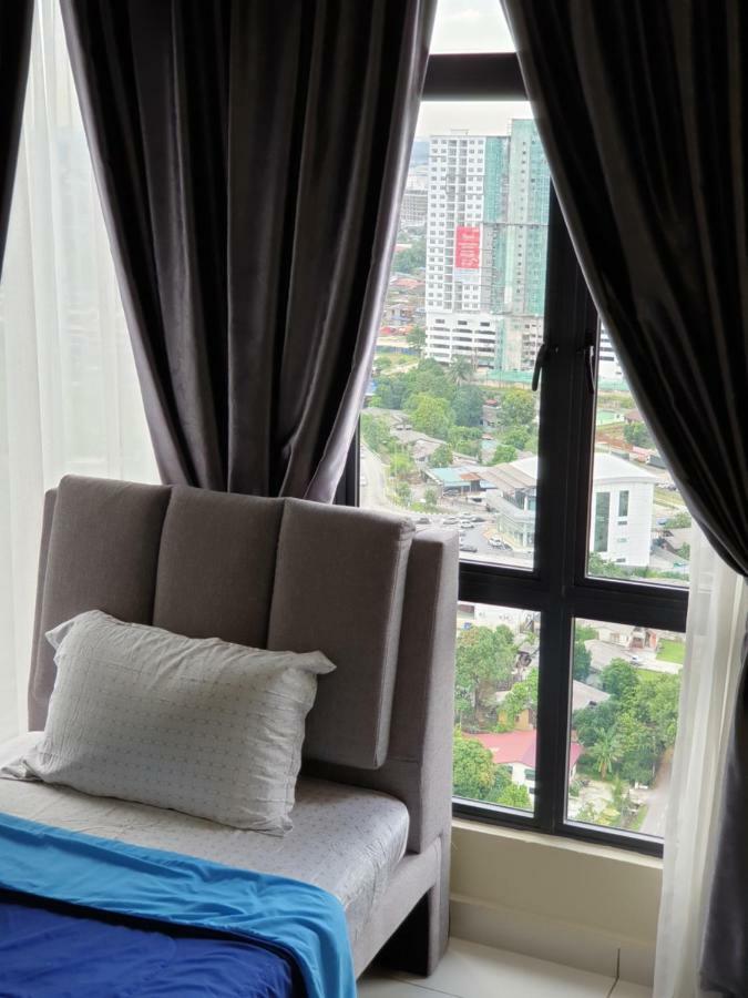 1tebrau Residences, N-24-01, Block B, 1 Tebrau *